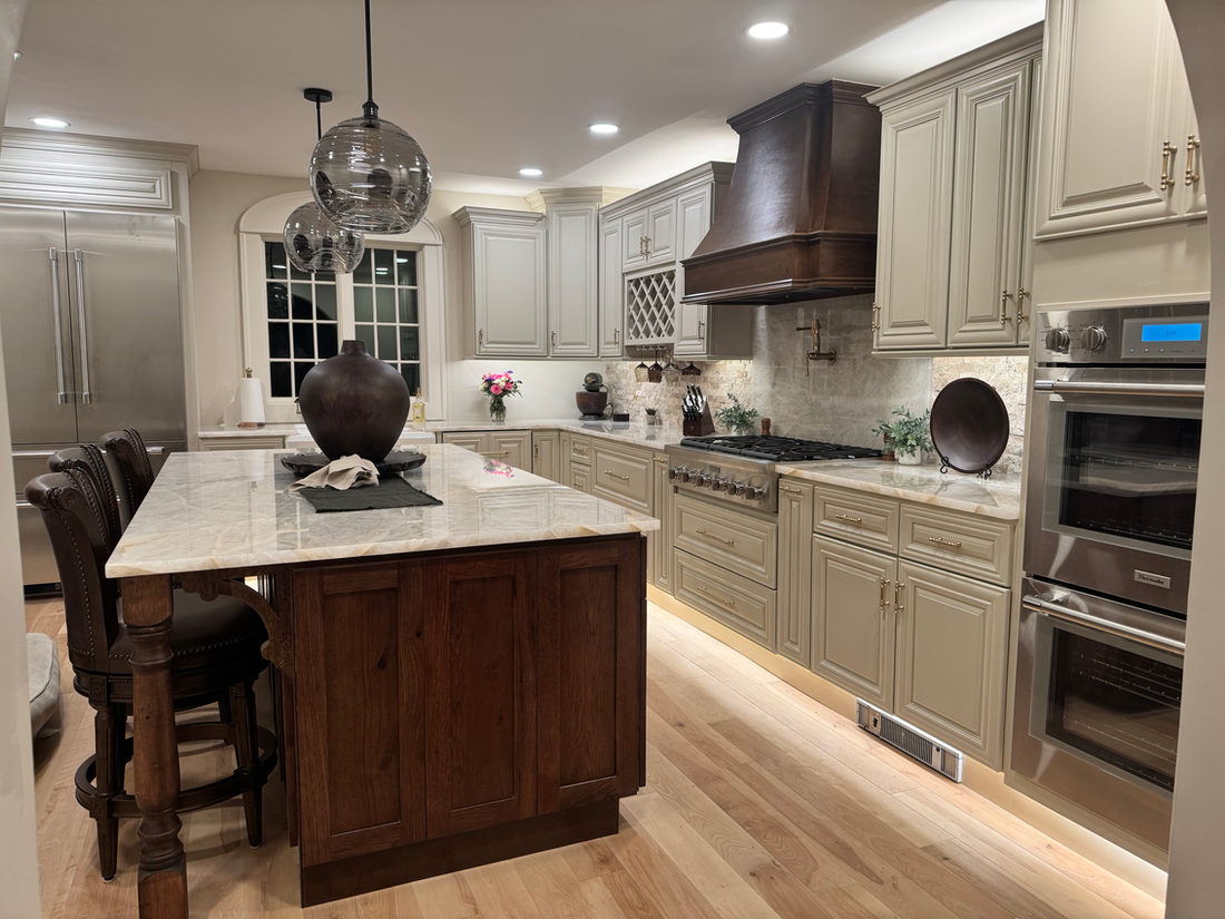Kitchen countertop project by Pistritto Marble — full kitchen with veined island